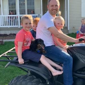 Meet your Posher, Charles